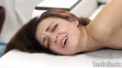 Teen Erotica XXX: Between Her Spread Legs