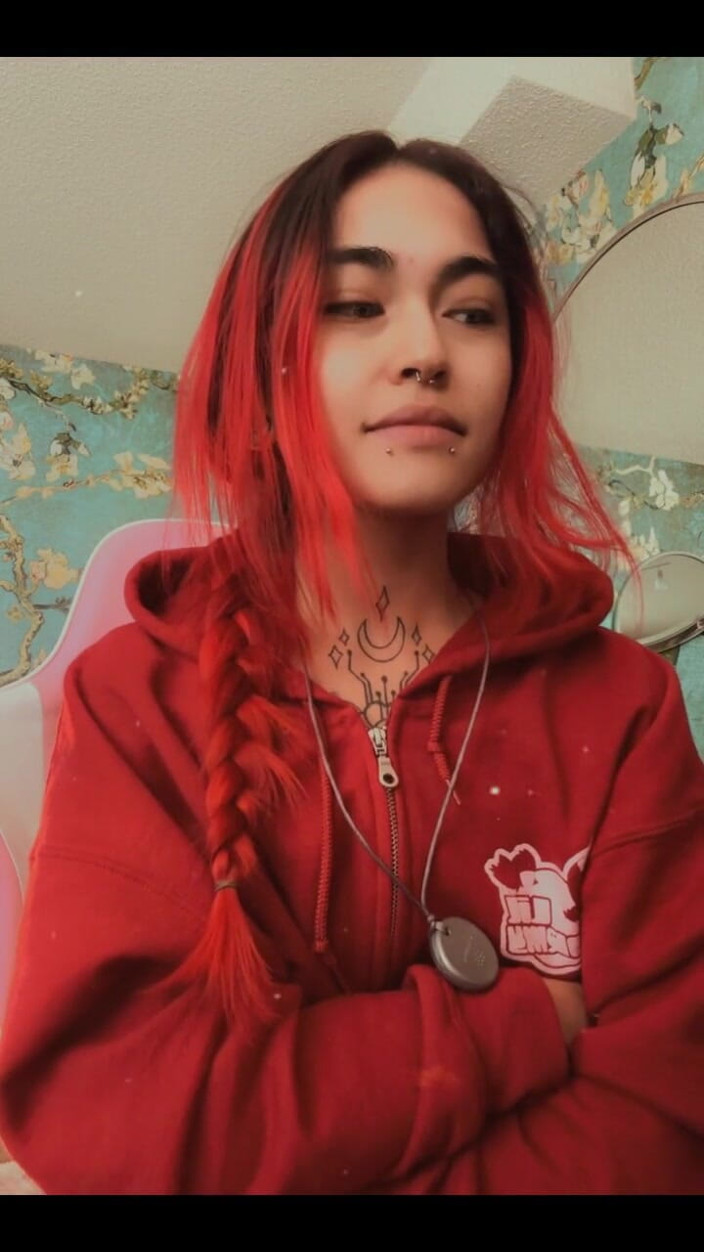 lilRavenFox: Kami di sini hidup