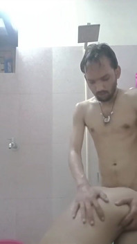 Video seks ganas pasangan kekasih india di kamar mandi