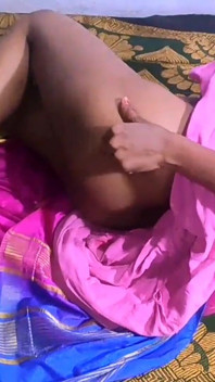 Rekaman seks istri india lagi asik nyepong kontol dan dientot gaya doggy