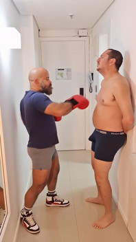 Naughtybearbr - výzva k výstřelu do těla s těžkou váhou
