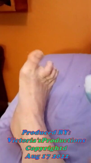 BBW nurse Vicki adventures with friends: Dobré ráno, část 2 pov toe krém