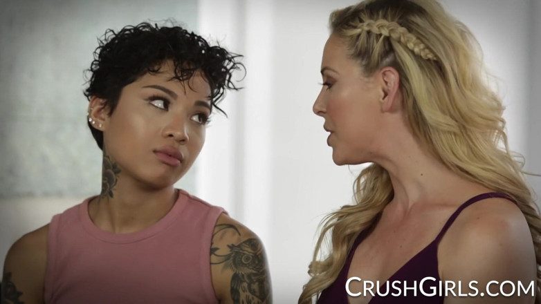 Crush Girls: Cherie Deville and her stepdaughter Honey Gold get naughty