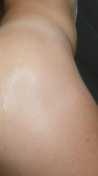 Do You Want Me Write Your Name on My Petite Ass While Doing Squats?