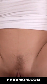 Pervmom Savana stilar styvmamma tabu