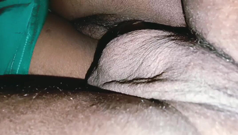 Xhtad studio: 毛茸茸的阴户特写操逼和中出