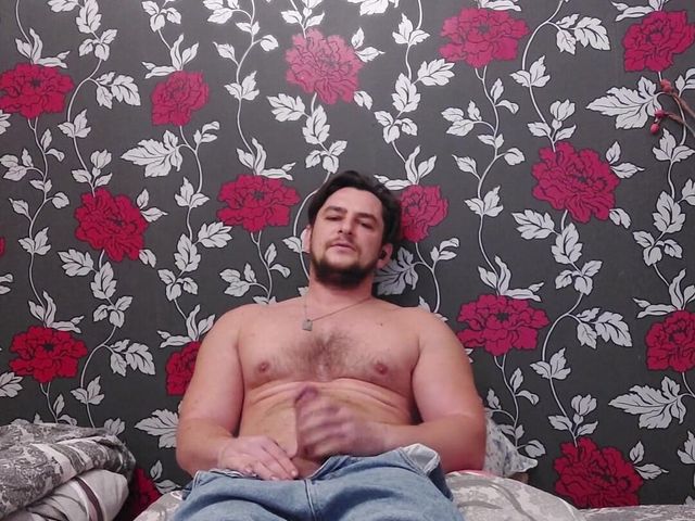 Cumshot with jeans on me (Michael Ragnar)