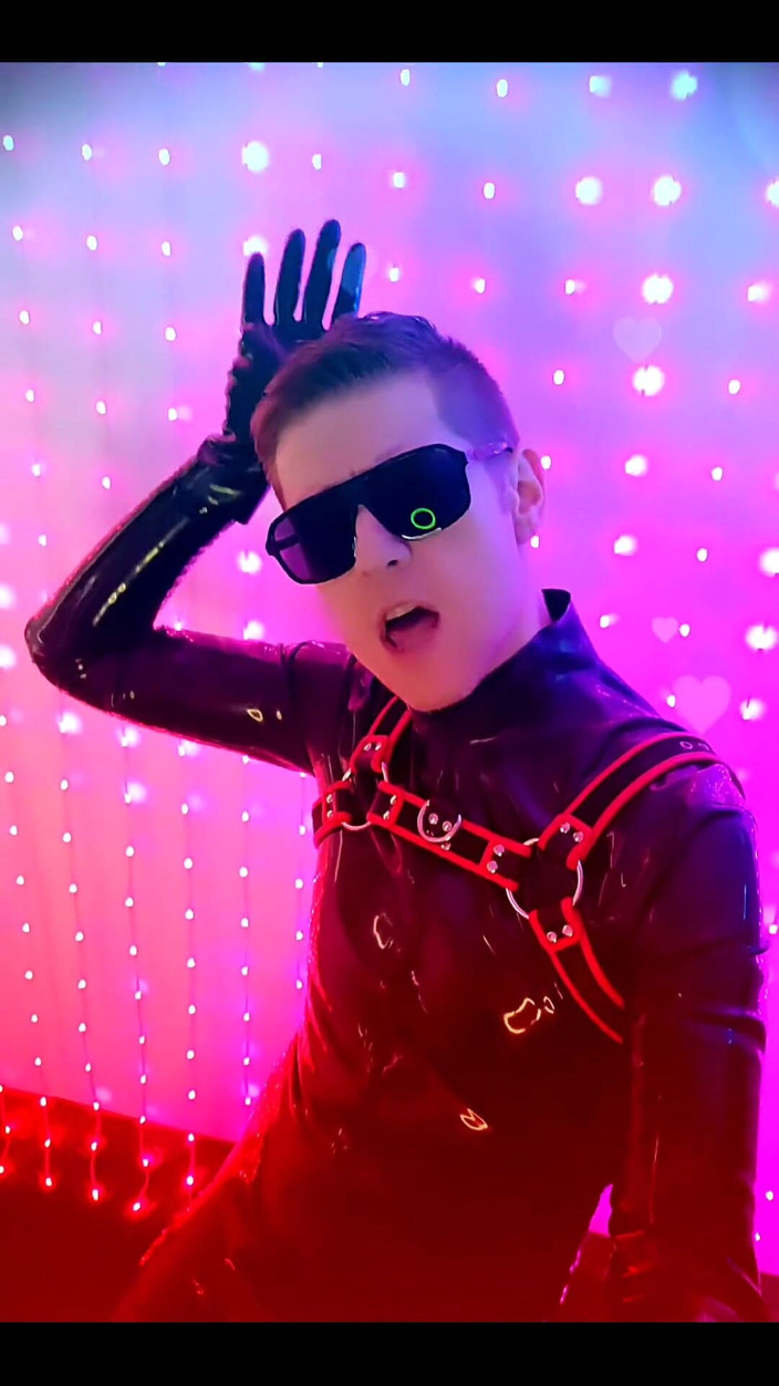 Roman Heart: Vide Clip Outtake for My New Reel