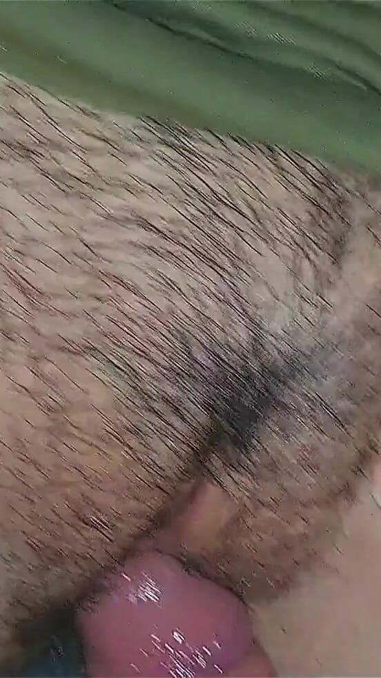 Wil9727: Vagina berbulu kakak tiri saya