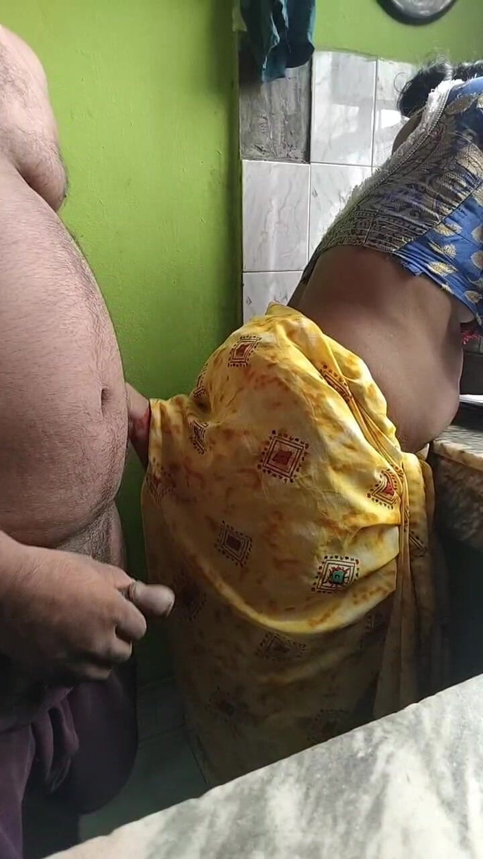 FULLMJEDETI: Kont gewreven Deshi Bhabhi Bartan was tijd