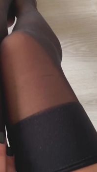 Finns det några strumpälskare bland mina fans? Vilken är bättre?