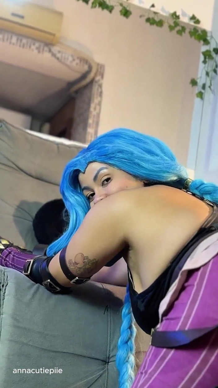 Cutiepiie Chubby: Sexy Big Ass Ebony Farting Loud for You