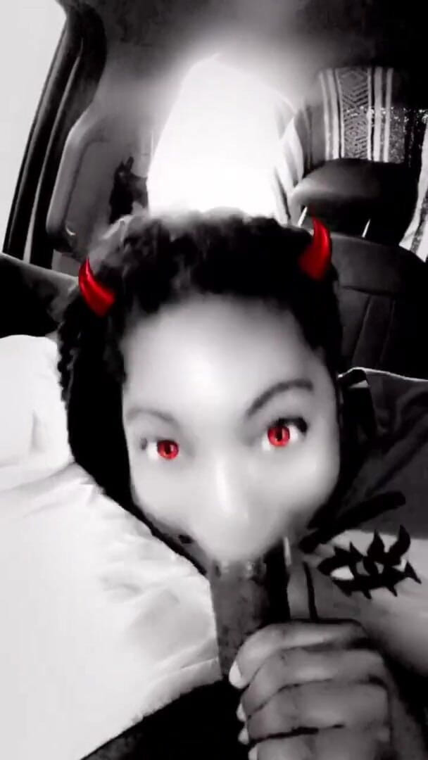 Fijii pornbox: Joyeux Thanksgiving pour cette grosse bite noire au fond de...