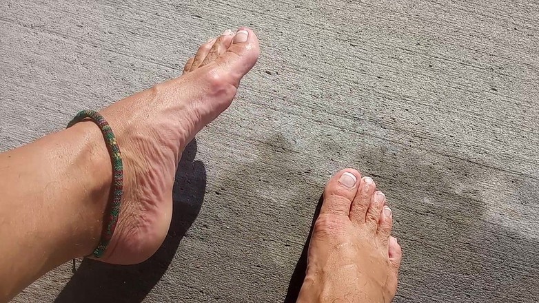 Midsouth Foot Fetish: 내 자지를 빠는 걸 좋아해
