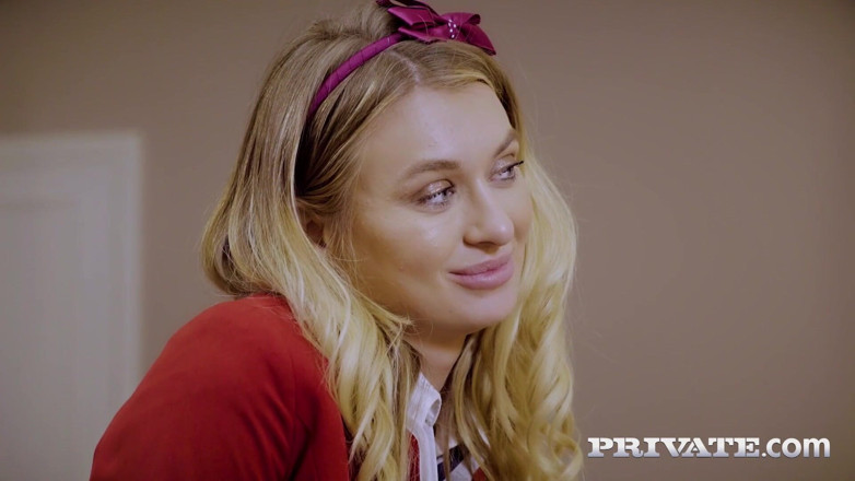 Private.com: 선생님과 하드코어 섹스하는 발정난 여대생 Natalia Starr