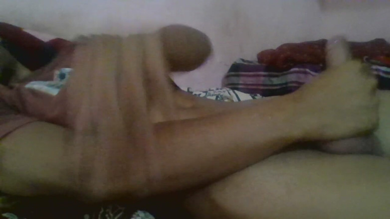 sexy_boy18Basket: Odada masterbating