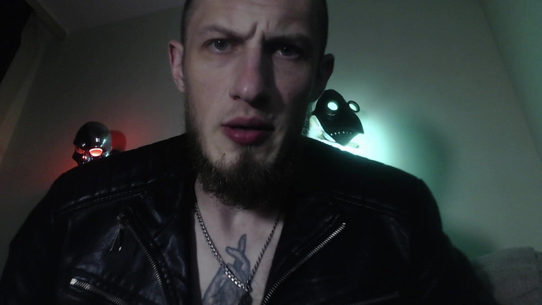 Hunky time: Boss in Leather