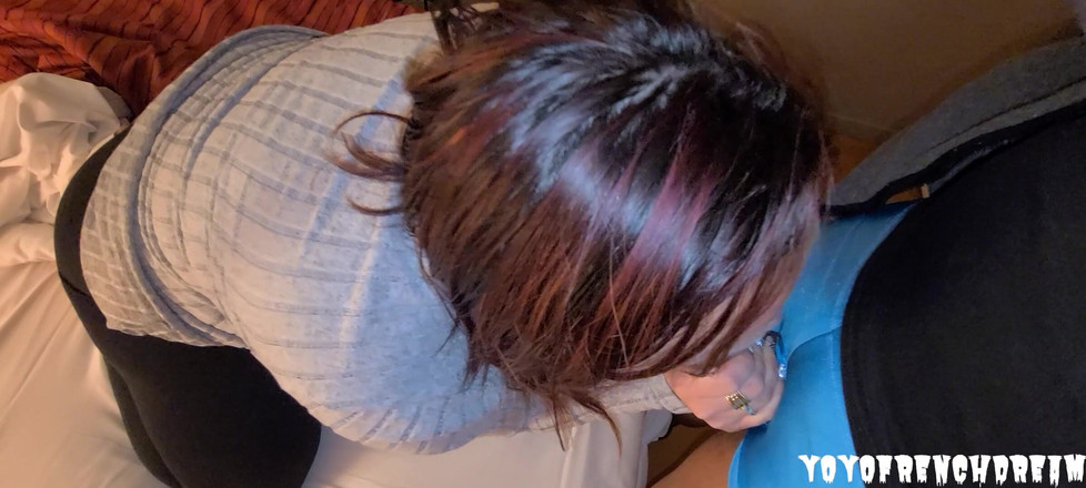 YoyoFrenchDreamPOV: 彼は私にテレワークの日をホテルの部屋で過ごすと提案しました パート2