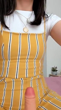 Pelacur Comel Alice Comel Dengan Wajah Comel Melancap Zakar Anda Dengan Tangannya Lembut Dan Menjadikan Anda Footjob Berminyak