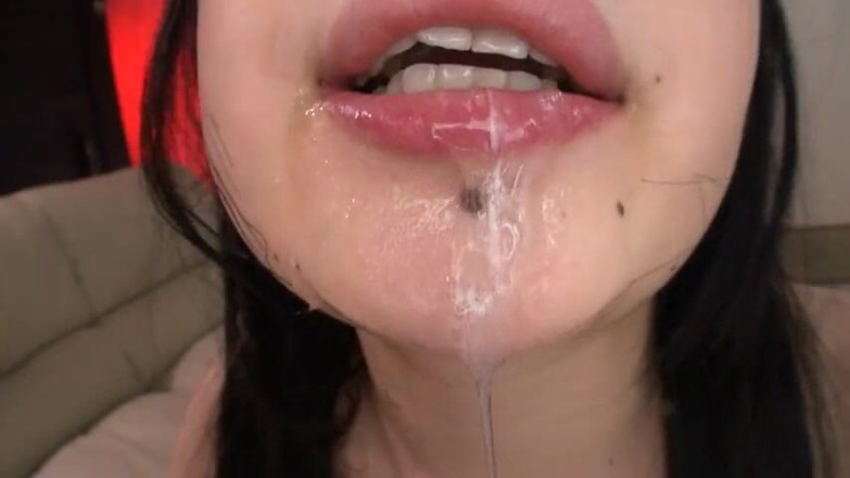 Javmango: 목구멍 깊숙이 스킬로 통제력을 잃게 만들기