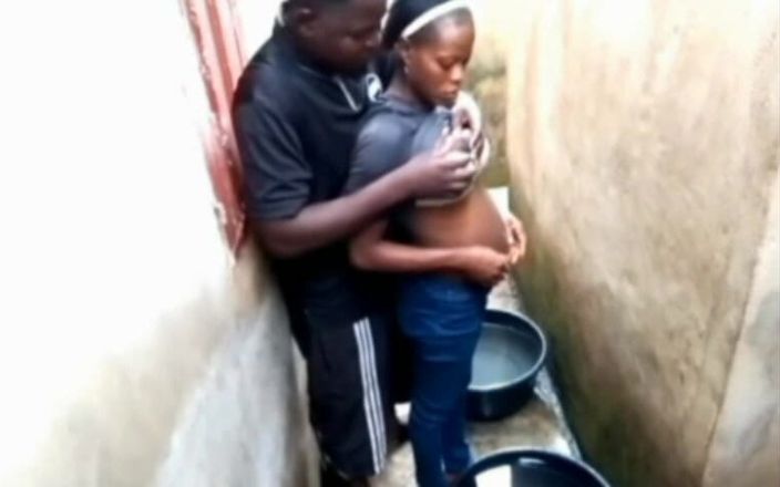Viporn sex bais: Africká tetička Desi