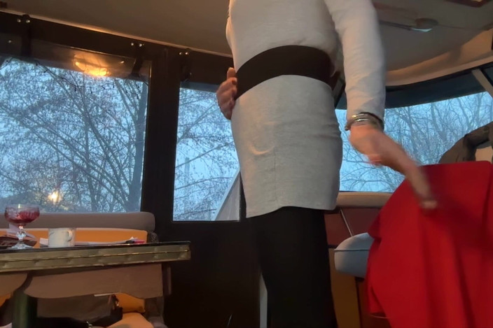 Sonitchka: Cinsi Kıyafet ve Elbise