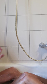 First Interview - with Nika Cyberslut Naked in the Bathtub