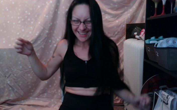 Raven Willow: Sweaty Feet