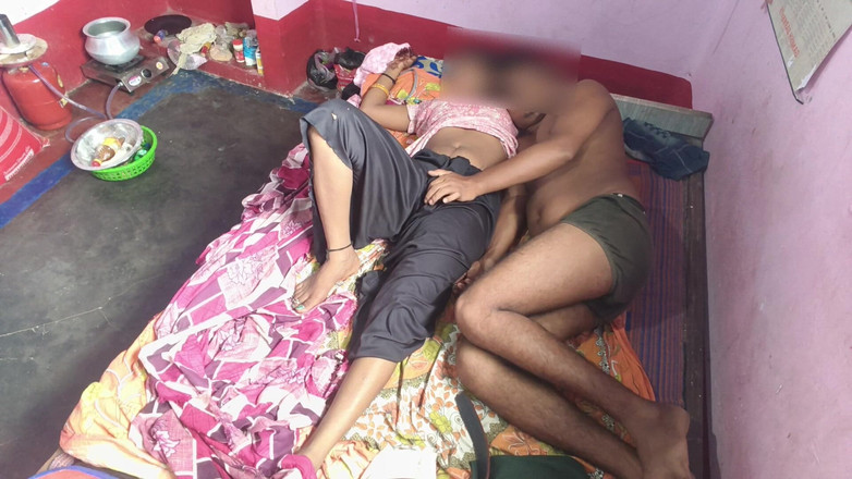 Sobha rani: Desi dívka videa tvrdá romantika indická dívka