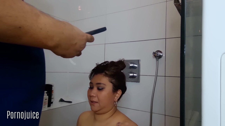 PornoJuice Faphouse: Joan Belle Bermain Di Bilik Mandi