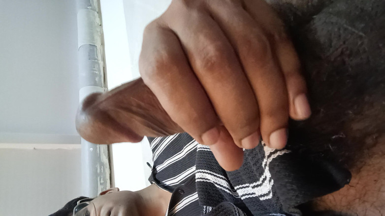 TranquilCulture: Tentando controlar meu grande pau apertado em pé, encontre um...