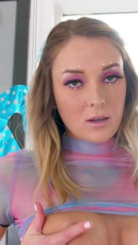 Sexy tette piccole bionda charlotte sins punto di vista ingoio pompino