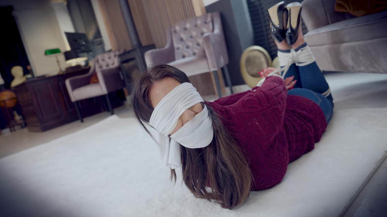 Gag Attack: Charlie Monaco - tichá noc se promění v těžké otroctví