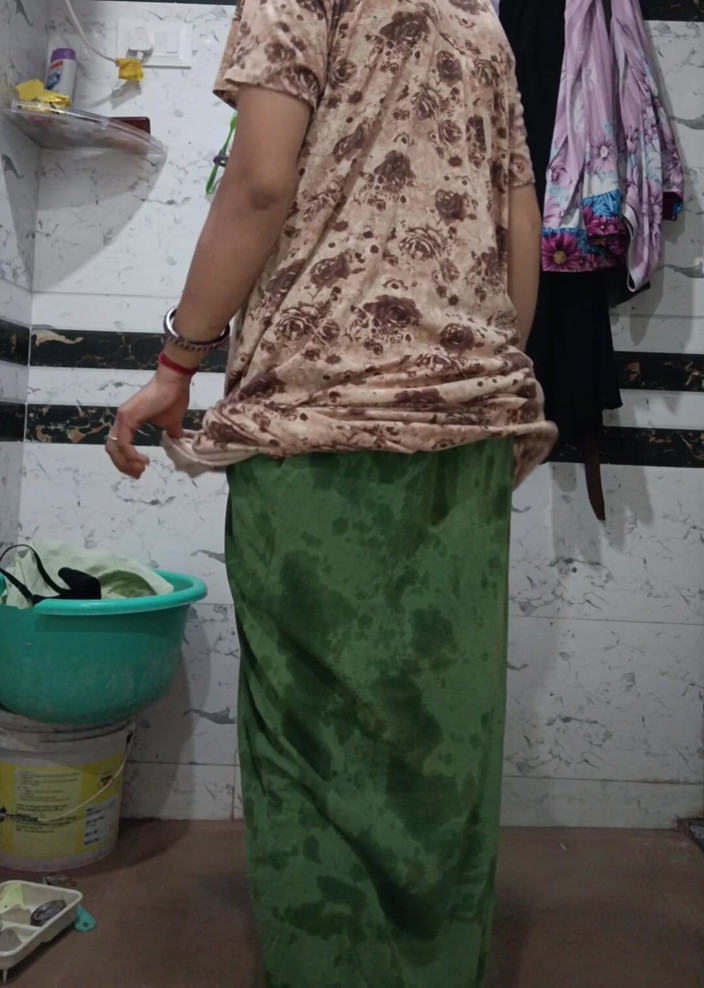 Priyahot77: Pertunjukan Badan Bagus Priya Bhabi