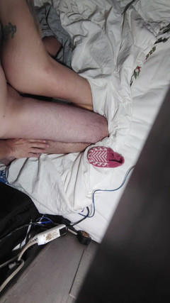 Pussy hound: बड़ी गांड + बड़े स्तन + तंग चूत + बड़ा लंड + वाइब्रेटर = शानदार चुदाई का समय