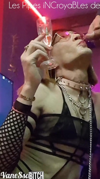 (makingoff⁴ View G) Sex Slave in Front of a Beautiful Cock in Facefucking, Slut Takes a Cum Shower