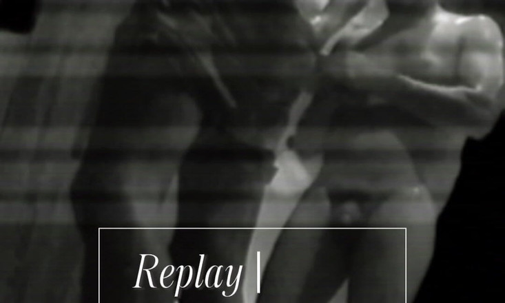 AmateurBoysPissing: Il timido figliastro viene incazzato dal patrigno nelle docce pubbliche...