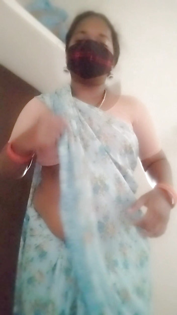 Desi World: ダーティタミル義理の妹前戯デモ淫語