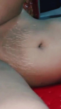 Lízátko si užívá nevlastní sestra v milostné žhavé desi bhabhi
