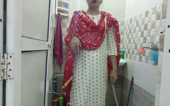 Saarabhabhi6: My Step Sister Caught Me Taking Bath in Bathroom Secretly...