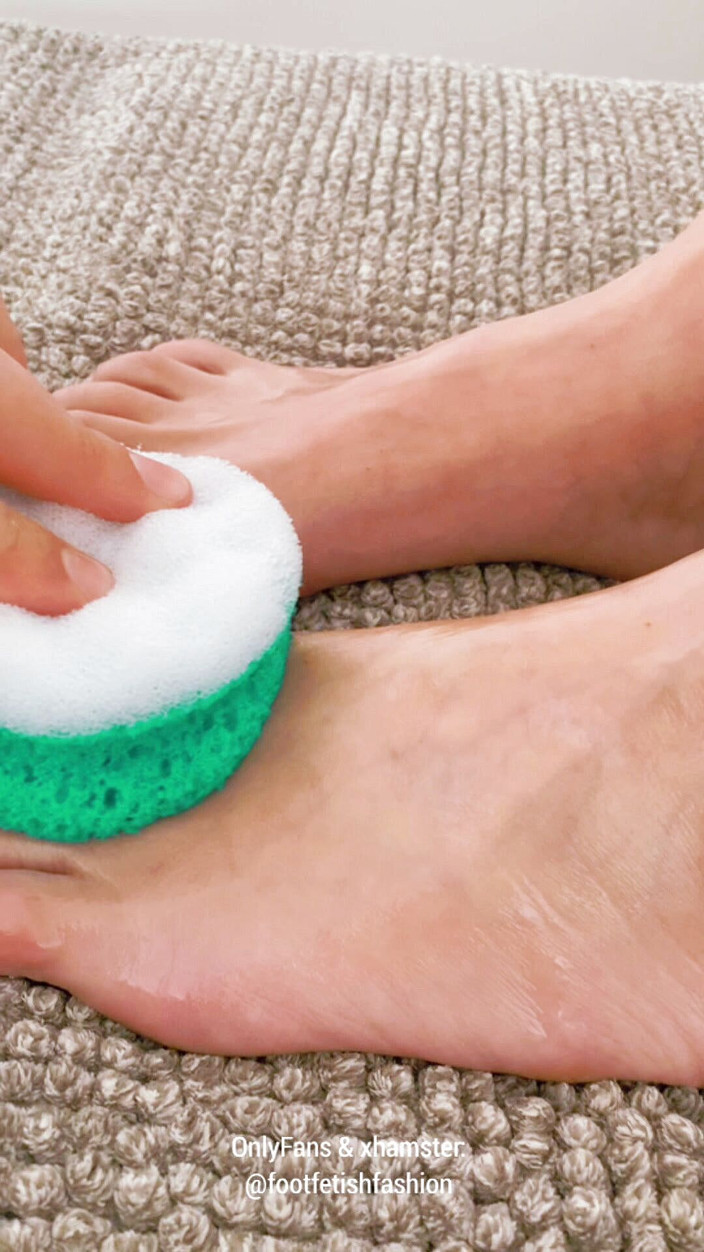 FootFetishFashion: 我的首次精油按摩