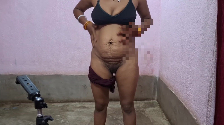 Sumaj: Hot Indian XXX Maid Full Fuck