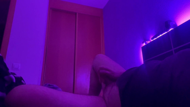 The newhere: Niedźwiedź w łóżku dochodzi