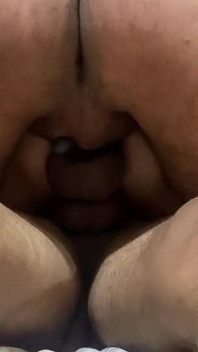 내 엉덩이에 또 다른 자지 보지에 큰 뚱뚱한 흑인 자지를 즐기는 쓰리섬 흑인 후장 DP