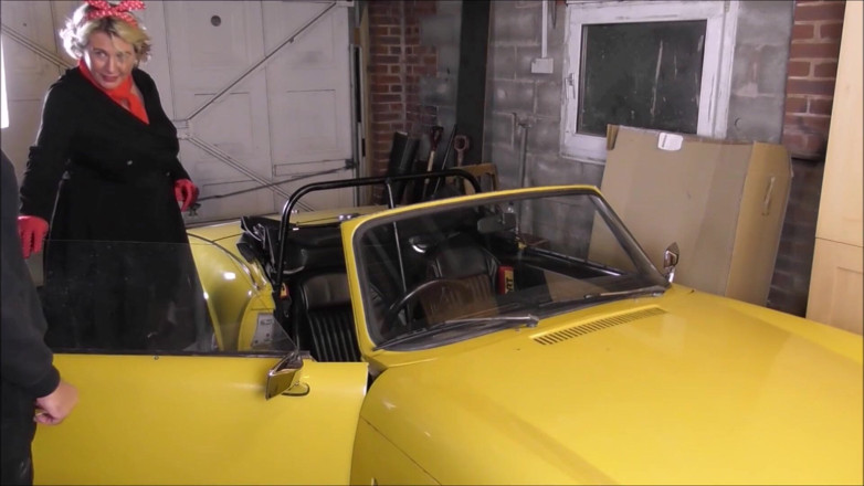 Camilla Creampie: Retro autogarage ficken