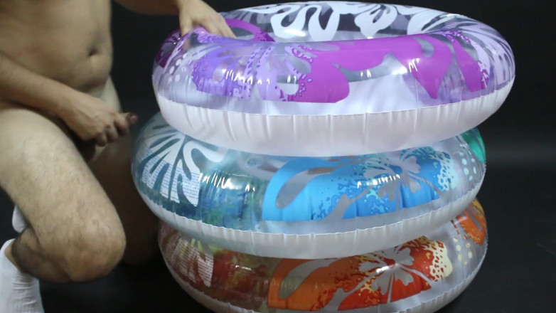 Inflatable Lovers: Tři krásné nafukovací plavky