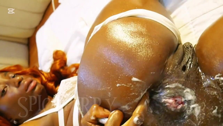 Spicyperry: Ebony Teen Trying Ass Hook for the First Time