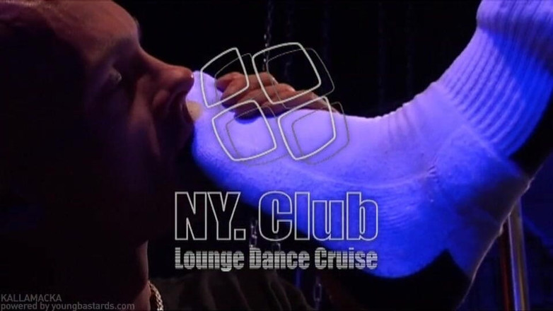 Young Bastards: Peto Coast乱搞basti Winkler - 舞台上直播