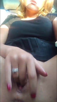Kayla Kandy zblízka a osobní