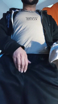 Dirtyjunkbro, Wixt Se Špinavými Ponožkami A Daruje Hodně Precum